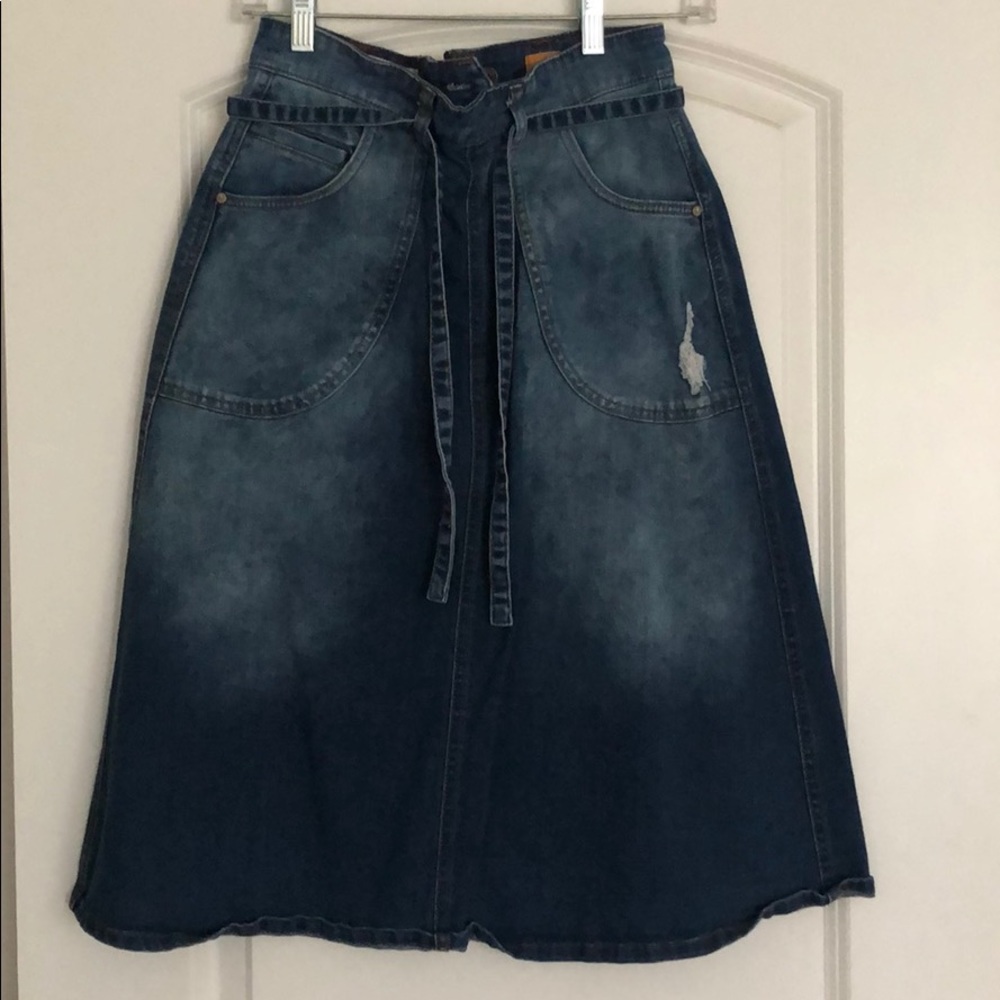 Denim skirt